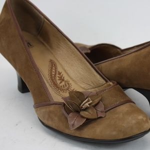 Sofft Women Heels Suede Leather Flower Comfort B16